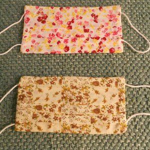 (2) Floral Adult Face Masks (NEW)